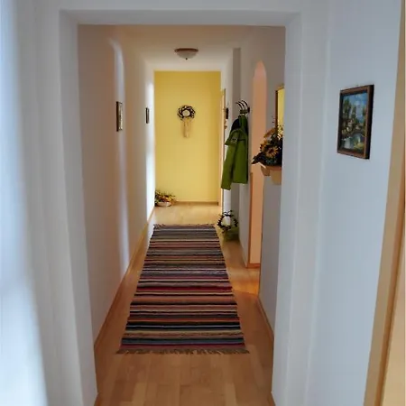 亥尔阿斯佛公寓 * 玛利亚普法尔